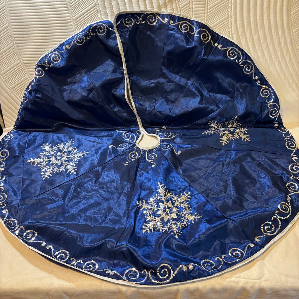 Blue Christmas Tree Skirt Sequin Snowflake Silver Swirl Holiday Decor